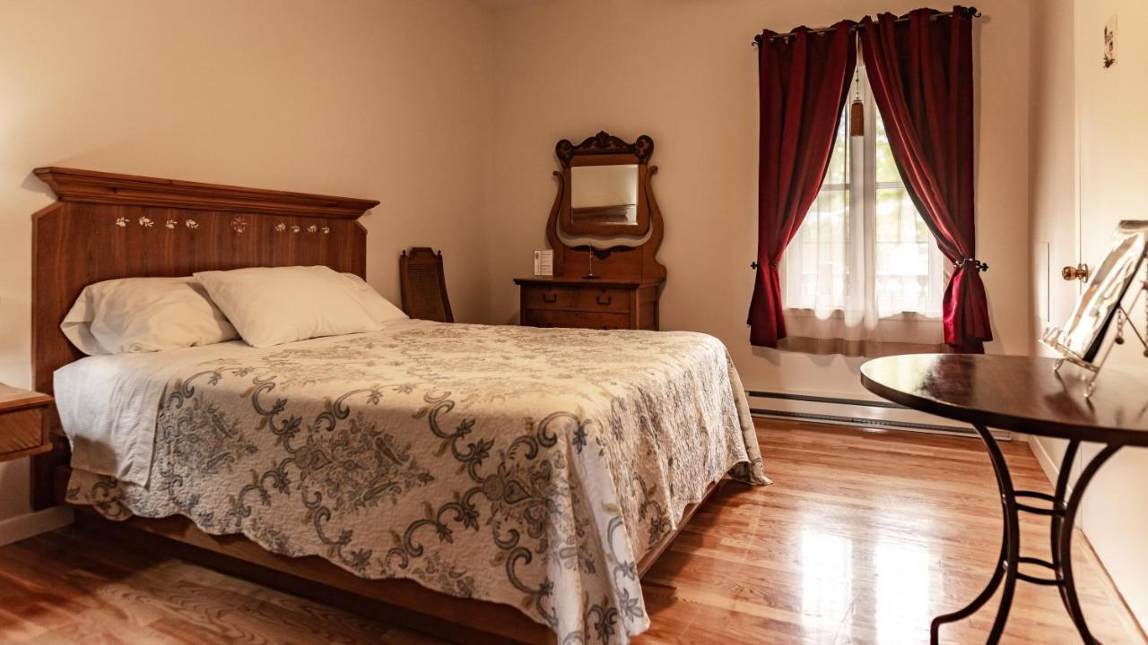 Auberge Akamaraska カムラスカ エクステリア 写真