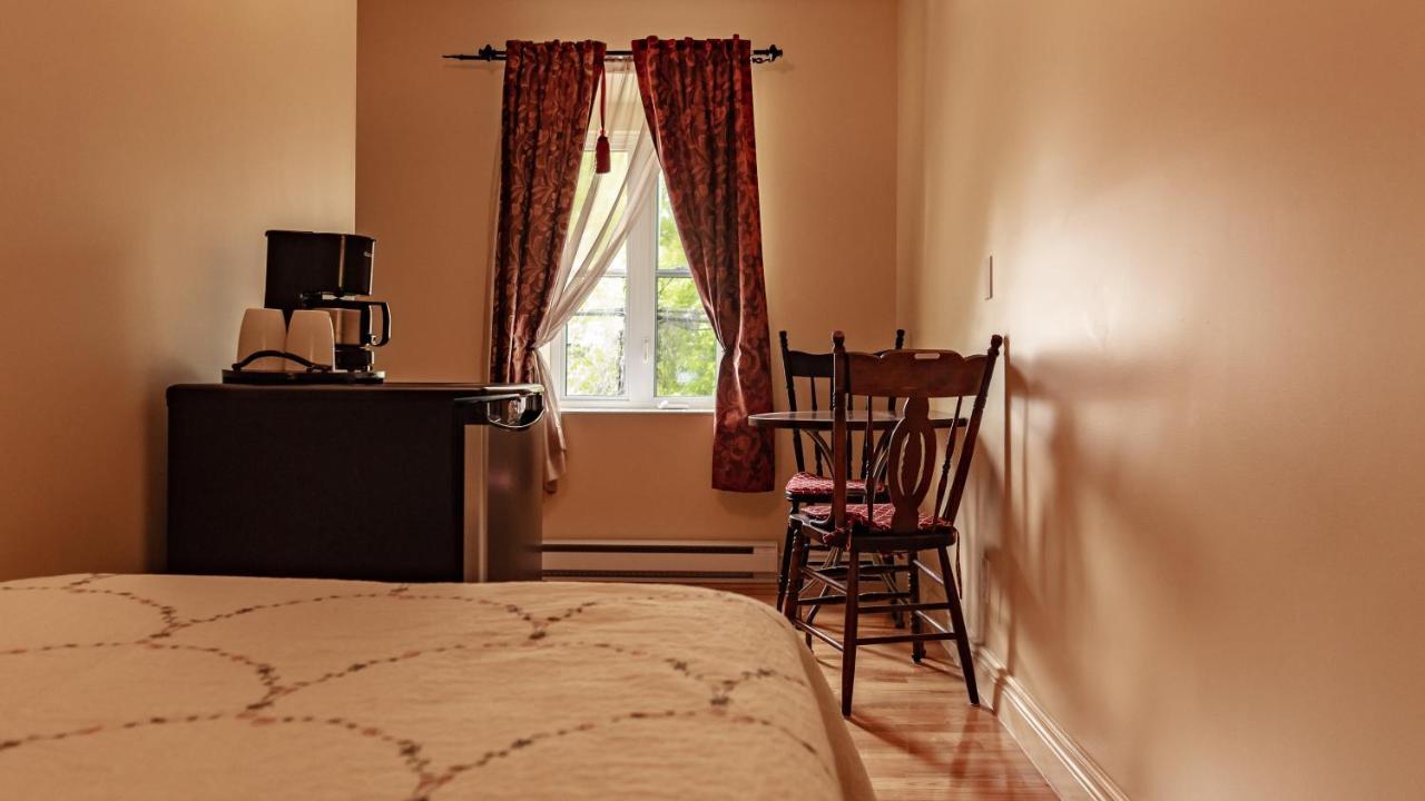 Auberge Akamaraska カムラスカ エクステリア 写真
