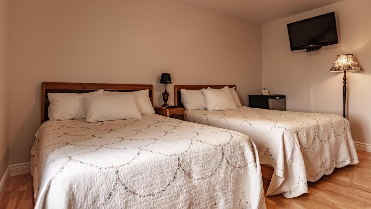 Auberge Akamaraska カムラスカ エクステリア 写真