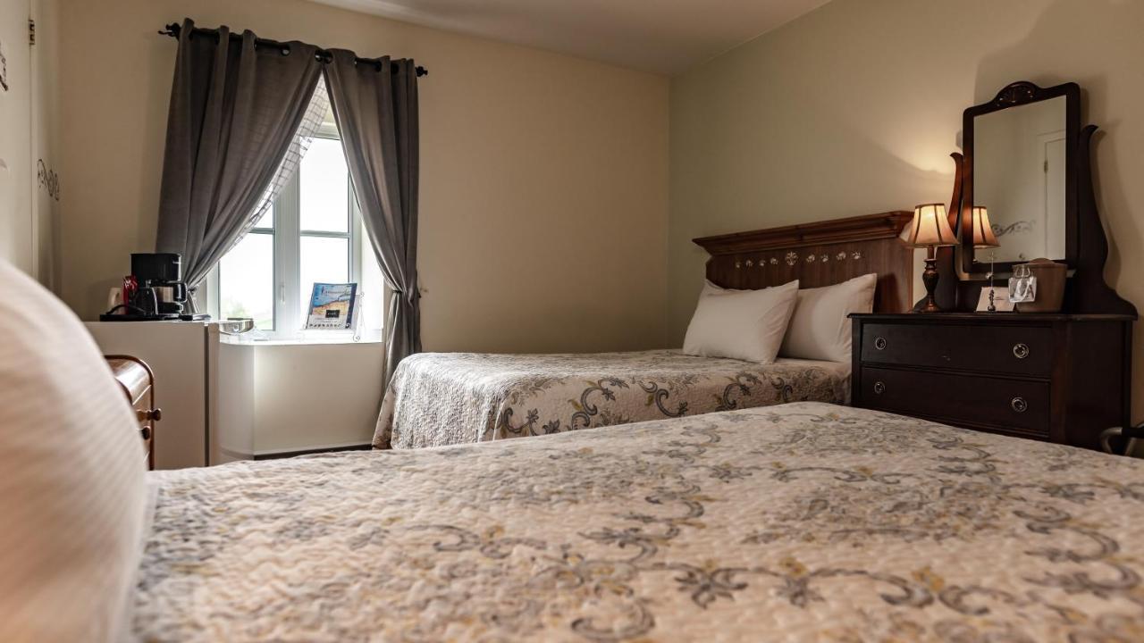 Auberge Akamaraska カムラスカ エクステリア 写真